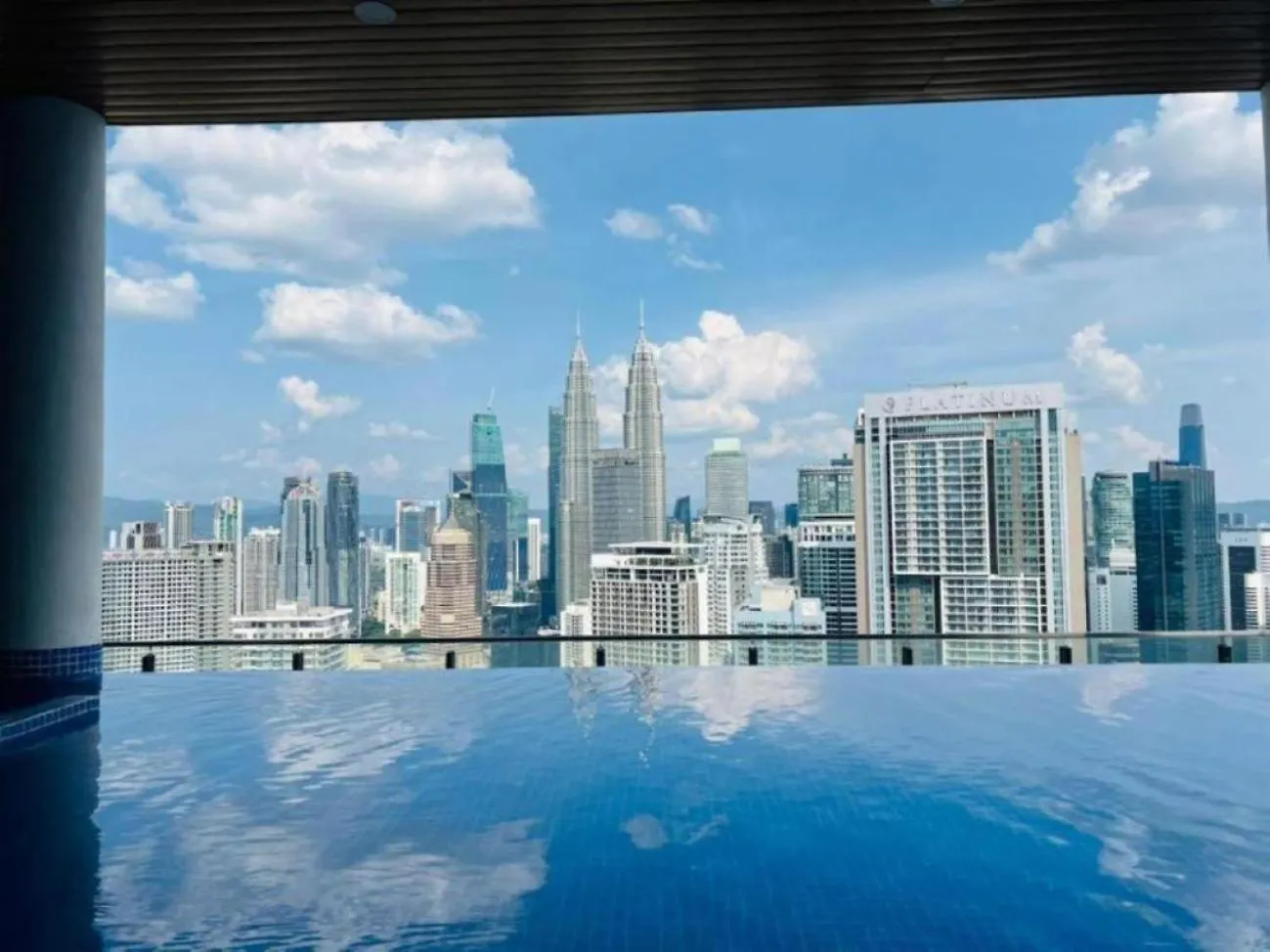 Apartmán The Luxe Colony Klcc By Sky Pool Kuala Lumpur Malajsie