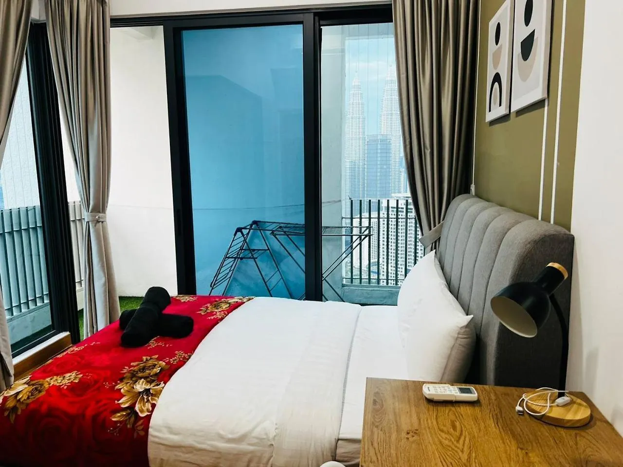 Apartmán The Luxe Colony Klcc By Sky Pool Kuala Lumpur