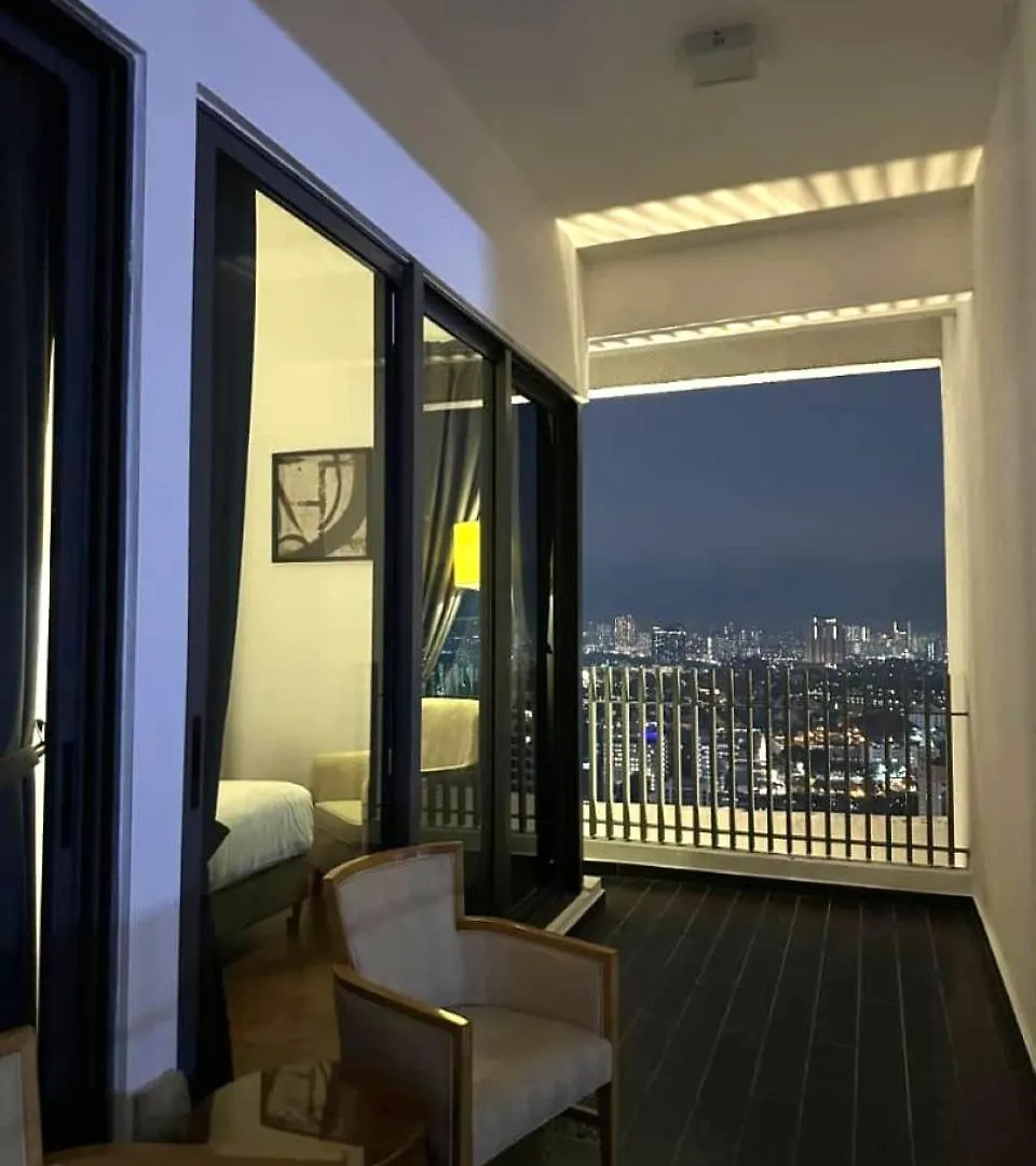 Apartmán The Luxe Colony Klcc By Sky Pool Kuala Lumpur